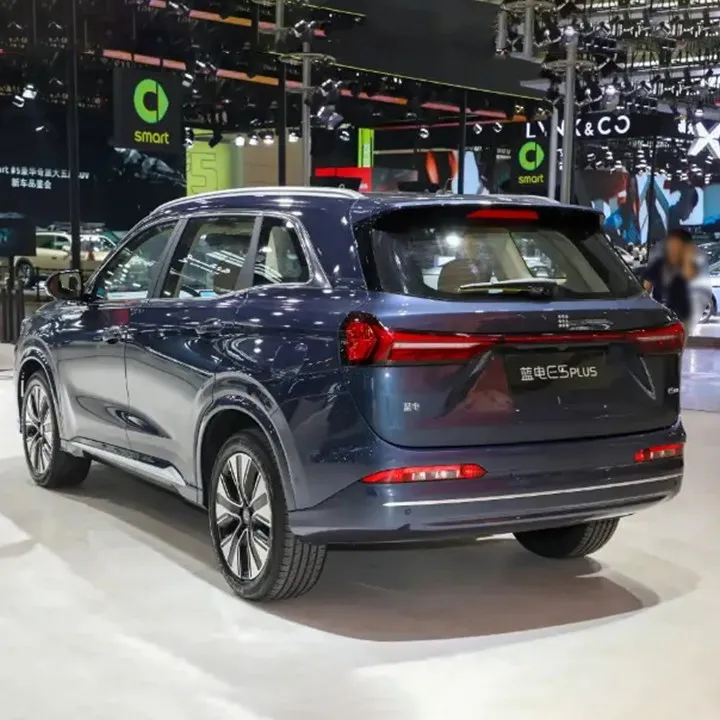 E5 Plus Family Car Black